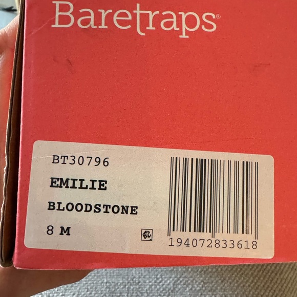 BareTraps EMILIE Womens Boots Bloodstone Size 8 M New - Picture 2 of 7